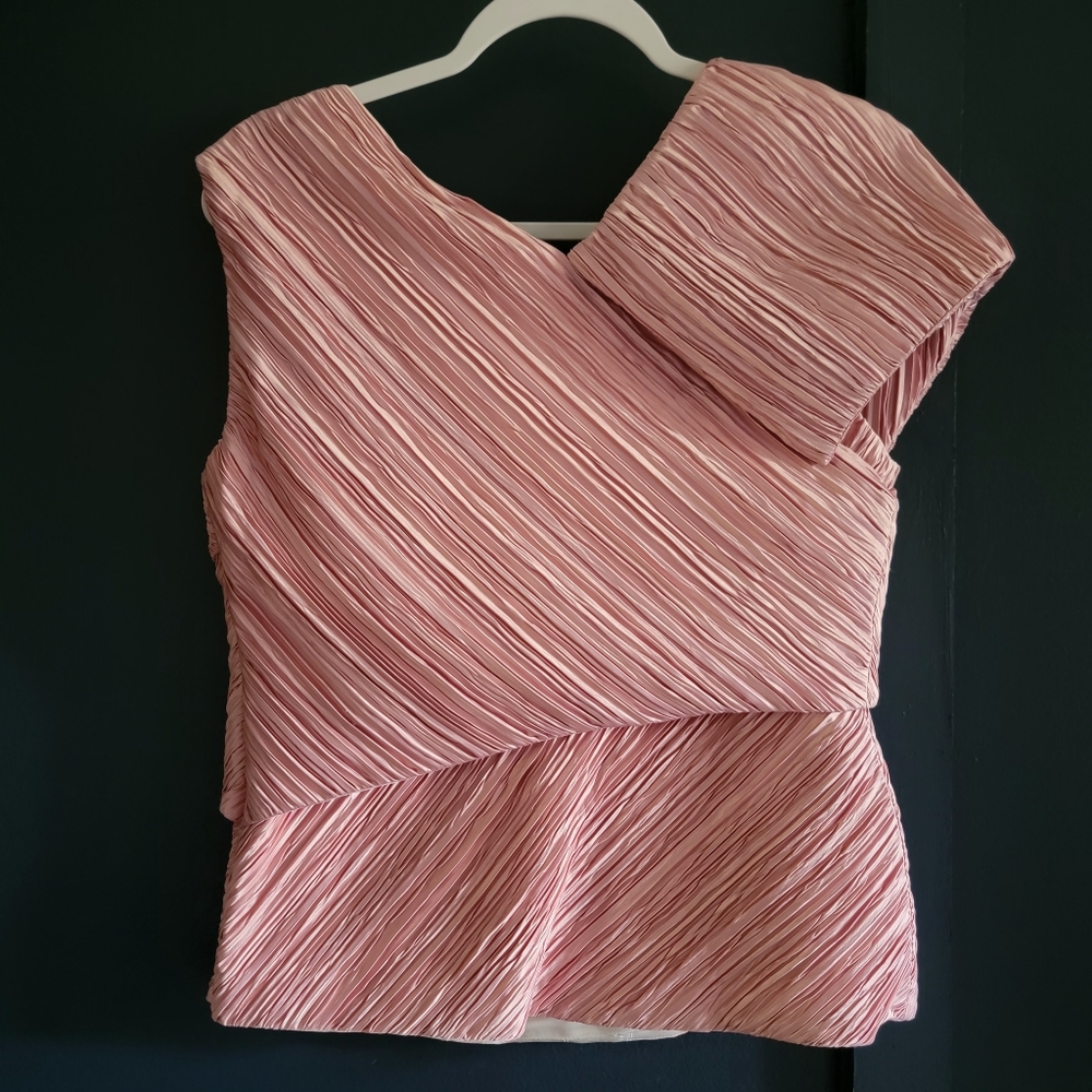 NWT Marina‎ Moscone One-Shoulder Spliced Top in Blush Size 6 Pleated Satin Top - Picture 5 of 11
